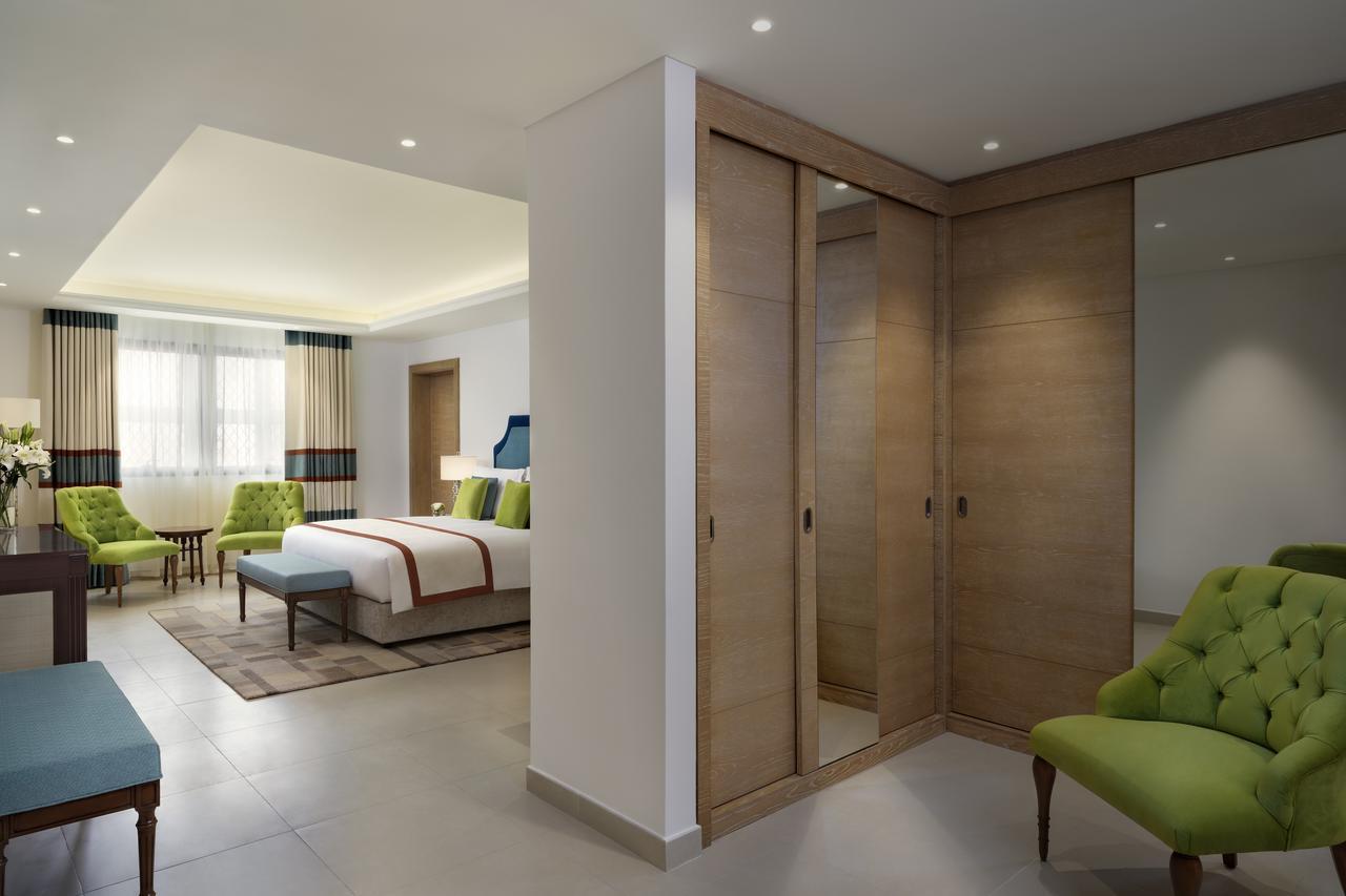 Al Najada Doha Hotel Apartments By Oaks Eksteriør billede